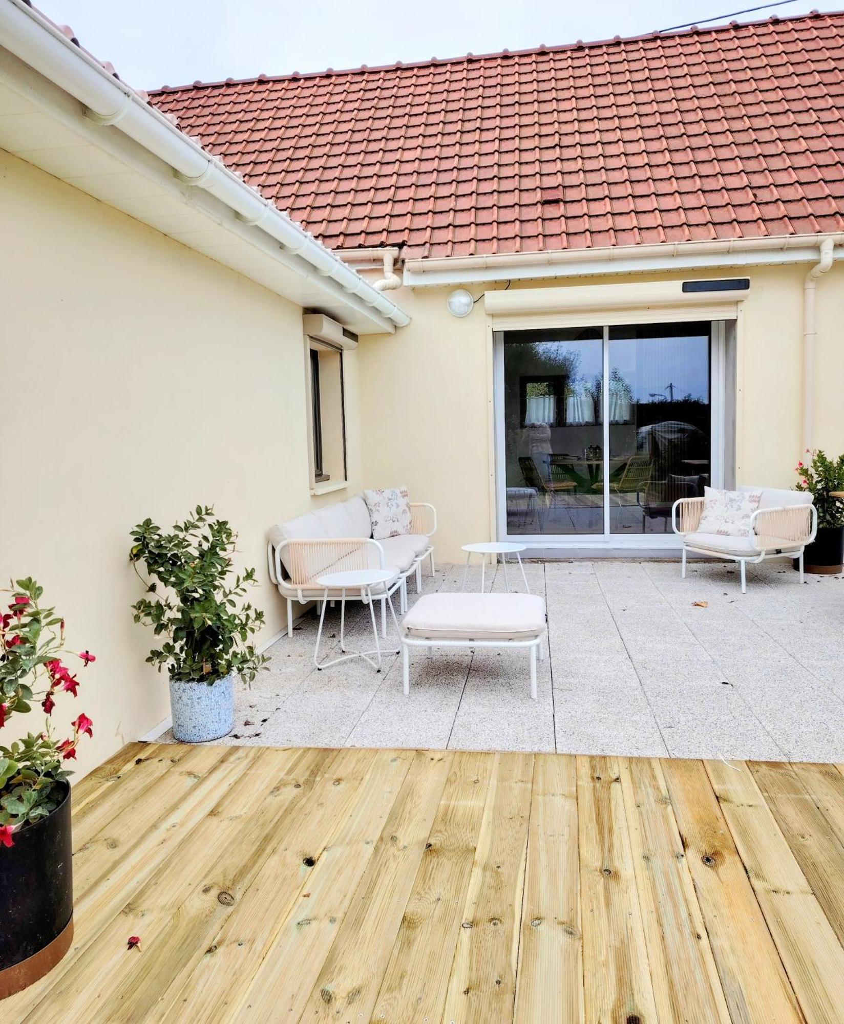 Le Jardin Des Lacs Gite Nature Et Spa Ardres 外观 照片